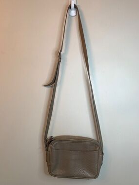 Poppy Barley Crossbody Bag